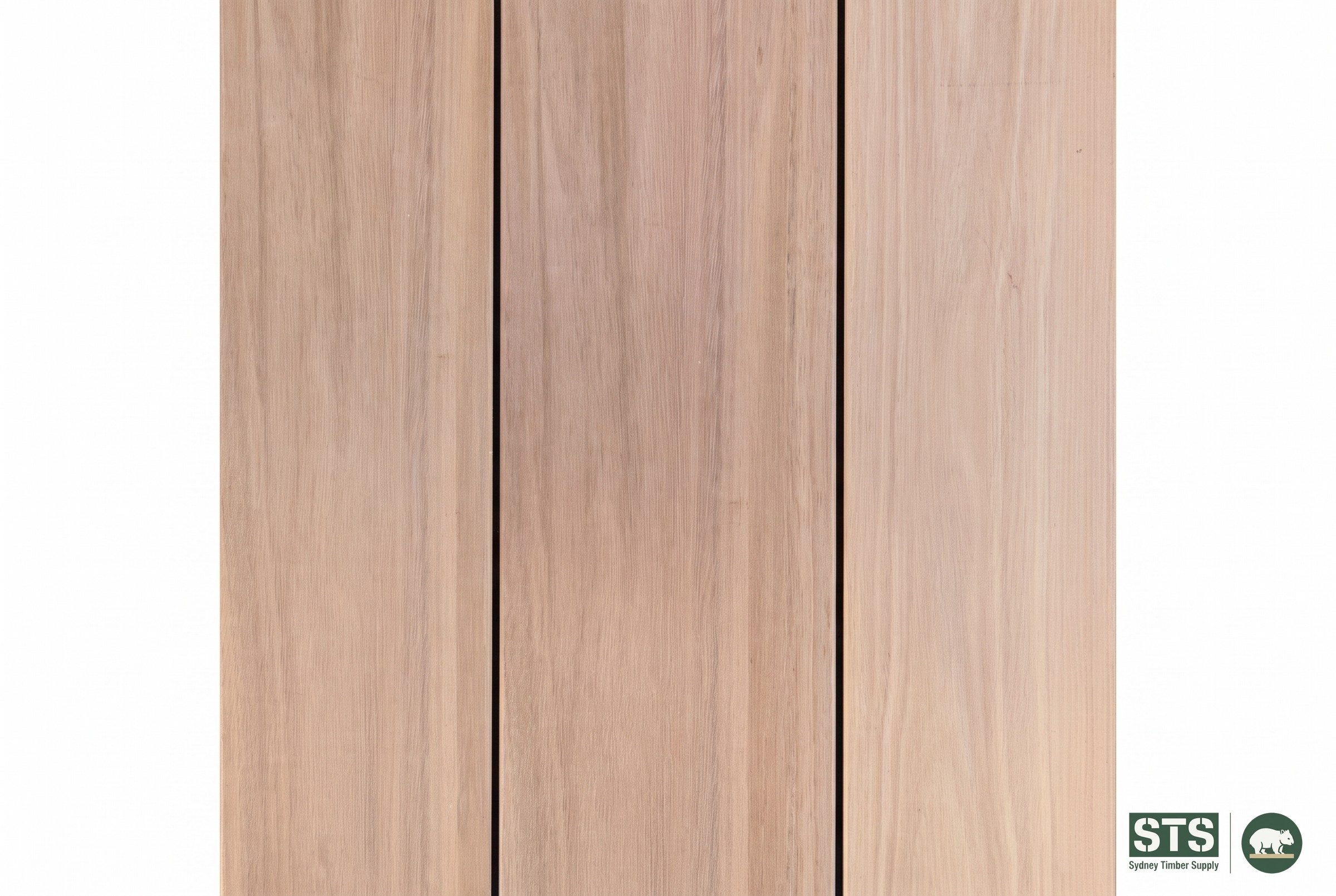 Blackbutt 86 x 19mm hardwood decking - product photography