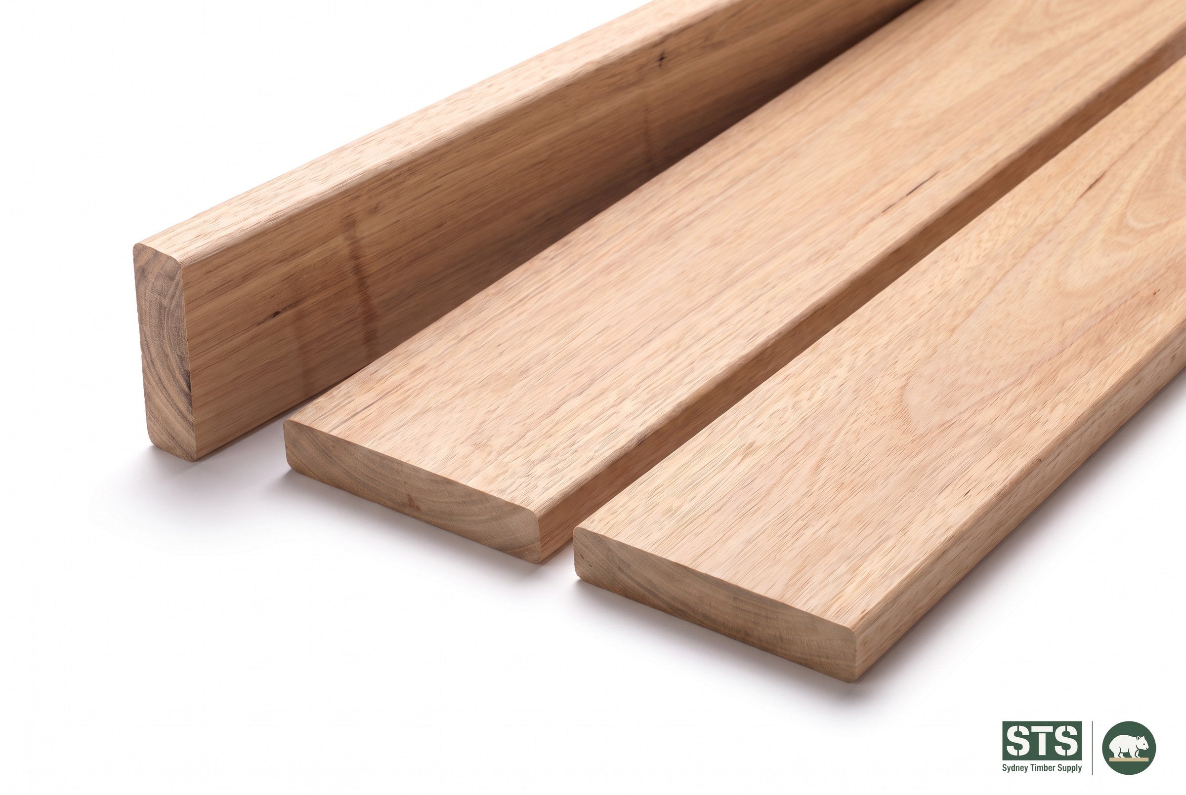 Blackbutt 86 x 19mm hardwood decking - product photography