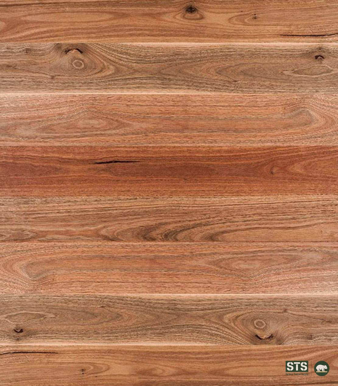 Spotted Gum 135 x 19mm hardwood decking - product photography