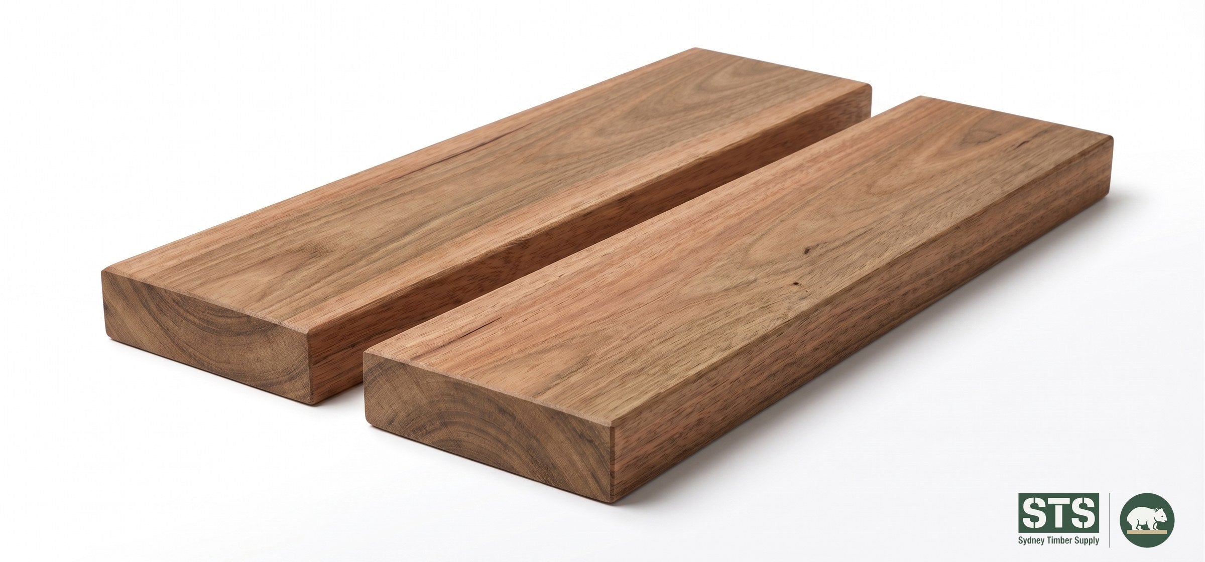 Spotted Gum 135 x 35mm hardwood decking - product photography