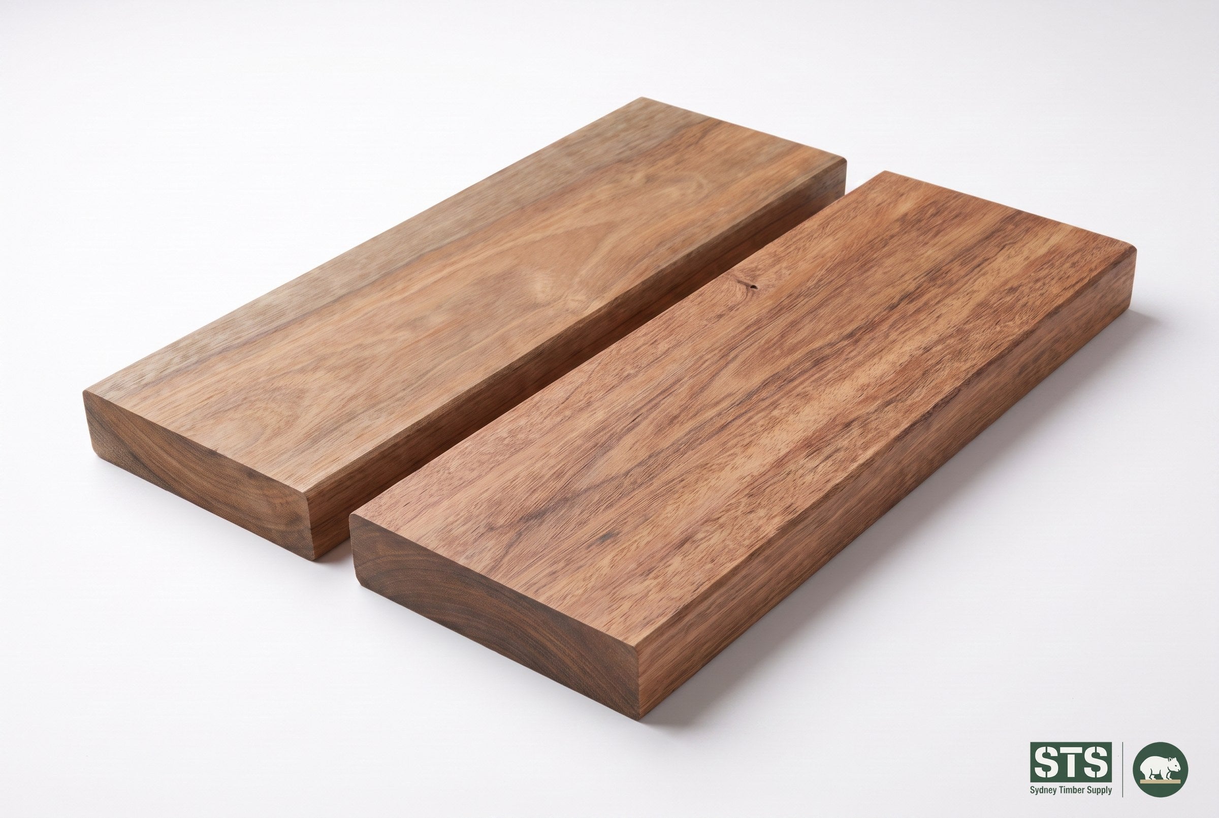 Spotted Gum 135 x 35mm hardwood decking - product photography